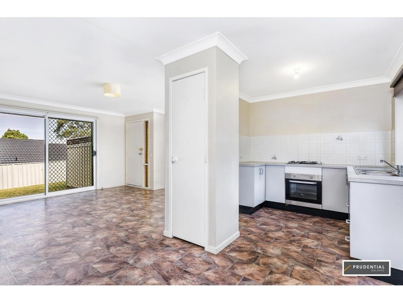 14 Chalcedony Street, Eagle Vale NSW 2558