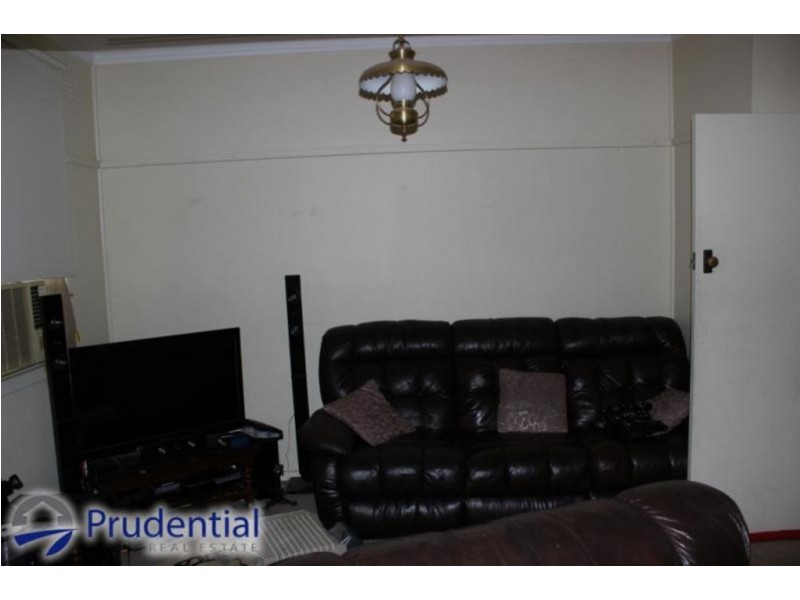 69 Chamberlain Steet, Campbelltown NSW 2560