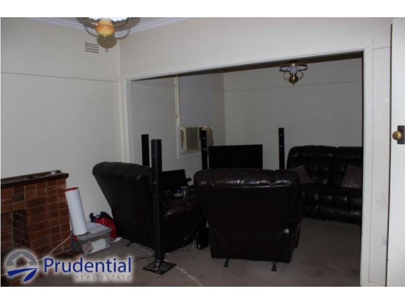 69 Chamberlain Steet, Campbelltown NSW 2560