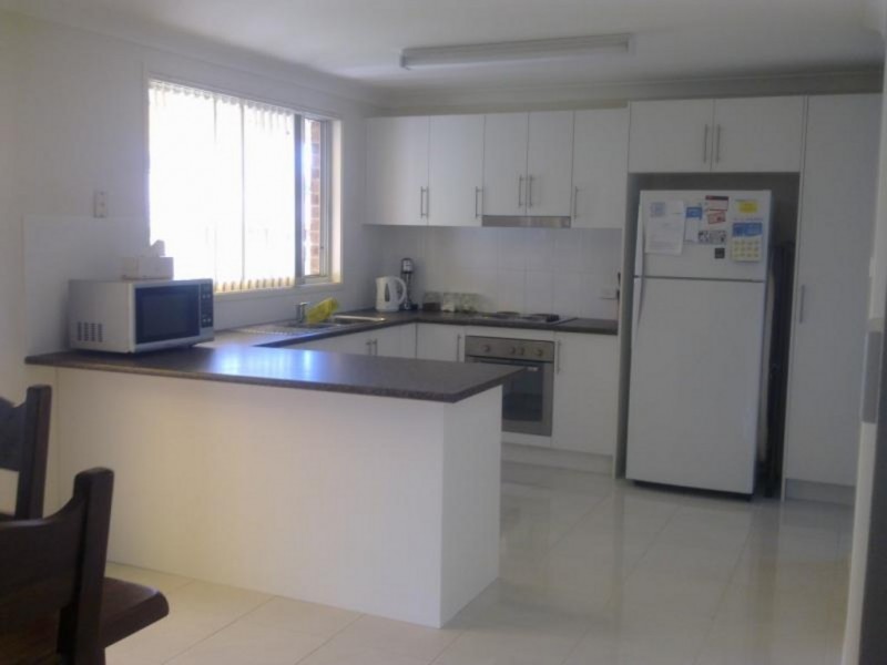 2 Bowers Place, Leumeah NSW 2560