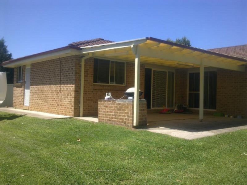 2 Bowers Place, Leumeah NSW 2560