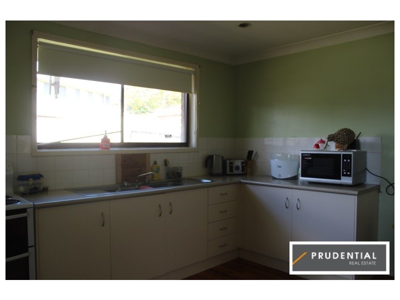 16 Elouera Crescent, Woodbine NSW 2560