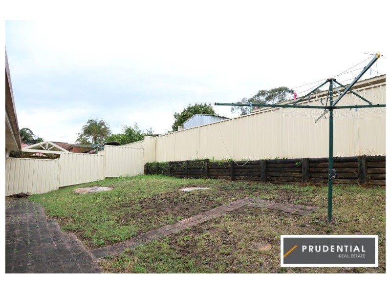 4/34 Westmoreland Road, Minto NSW 2566