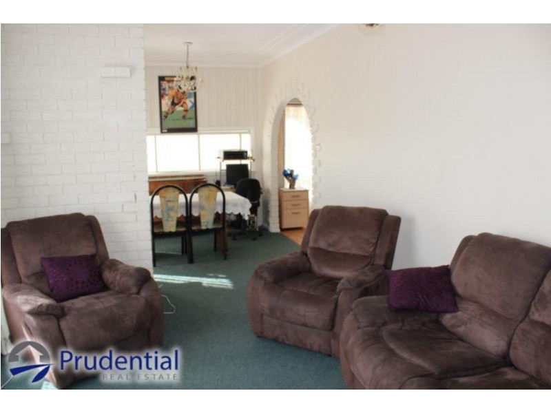 12 Grandview Drive, Campbelltown NSW 2560