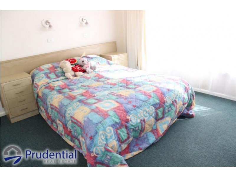 12 Grandview Drive, Campbelltown NSW 2560