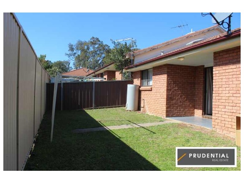 25/35 Bougainville Road, Glenfield NSW 2167
