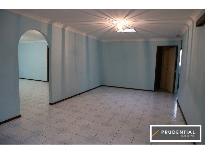 5 Talc Place, Eagle Vale NSW 2558