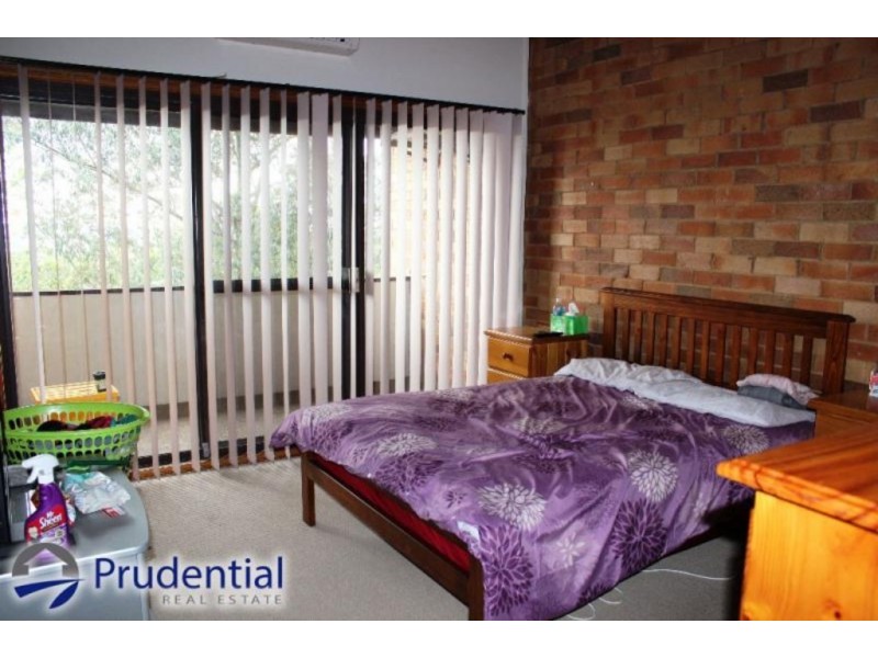 3/49 Sturt St, Campbelltown NSW 2560