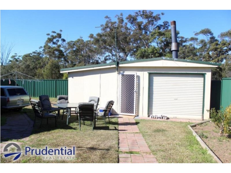 90 Carrington Circuit, Leumeah NSW 2560