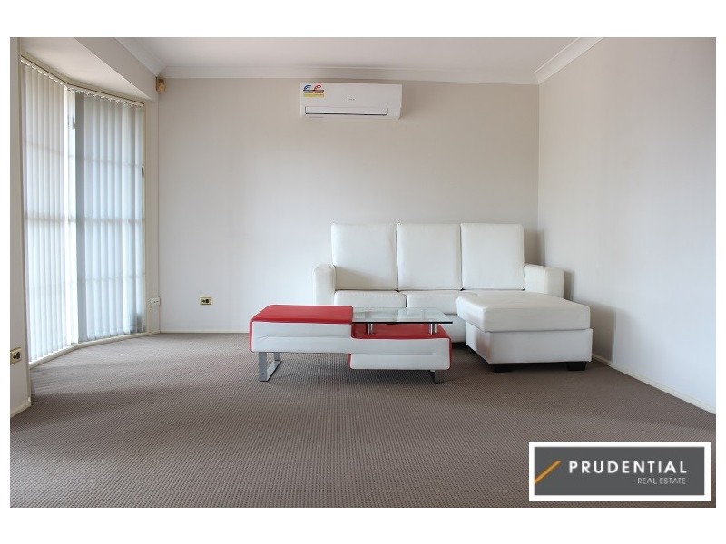 2 Edmund Place, Rosemeadow NSW 2560