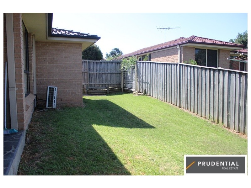 141 Holdsworth Drive, Mount Annan NSW 2567
