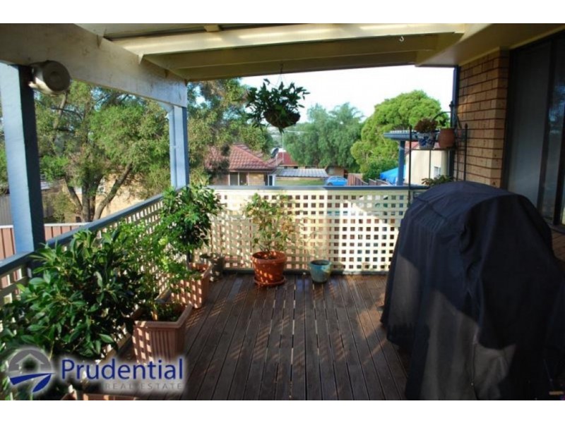 2 Ocean Place, Woodbine NSW 2560