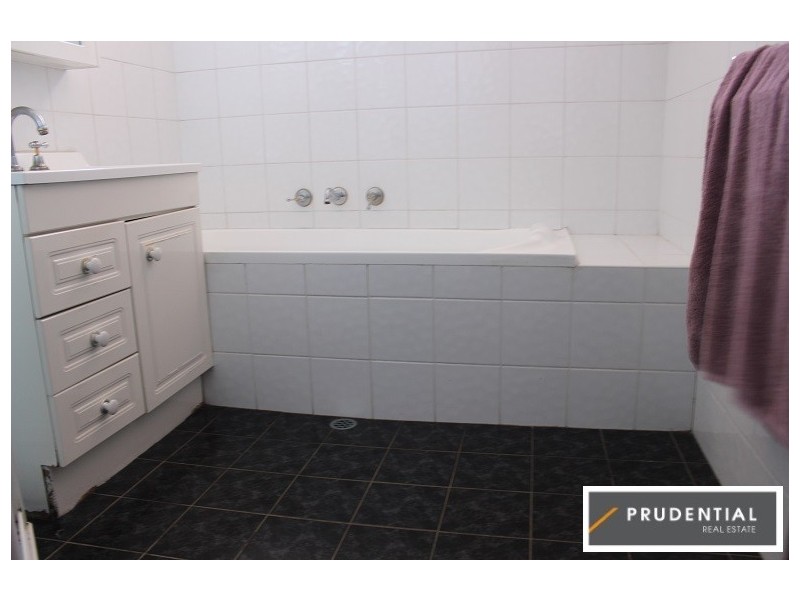 3 Fitzroy Crescent, Leumeah NSW 2560