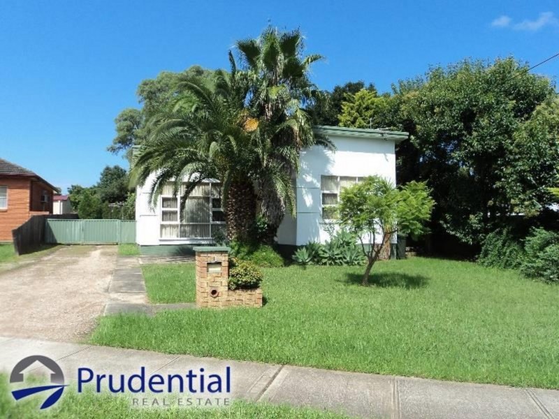 1 English Street, Glenfield NSW 2167