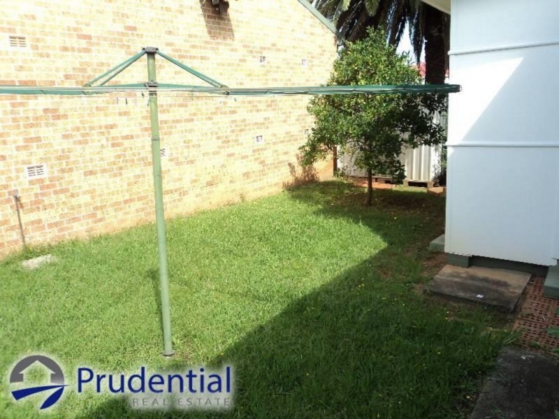 1 English Street, Glenfield NSW 2167
