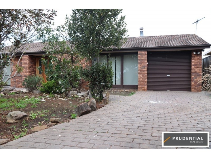 21 Stornoway Ave, St Andrews NSW 2566