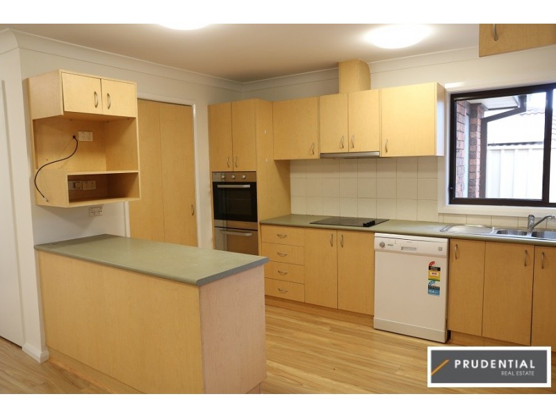 21 Stornoway Ave, St Andrews NSW 2566