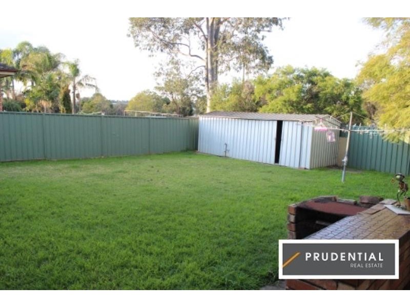 32 Queenscliff Drive, Woodbine NSW 2560