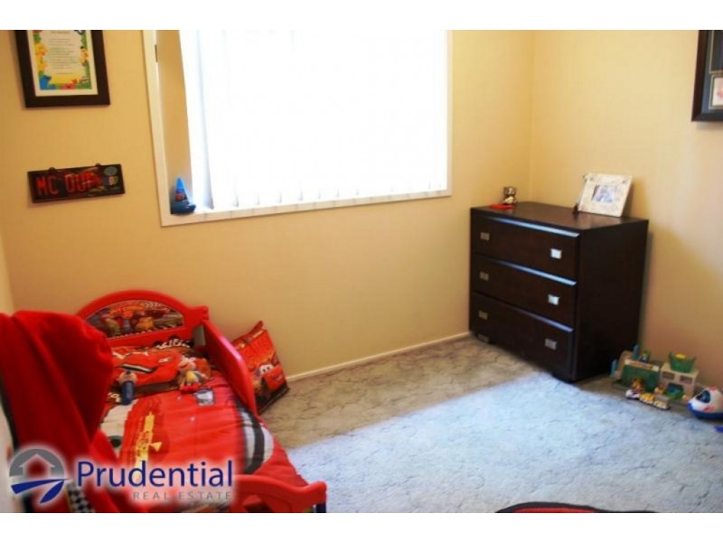 72 Townson Avenue, Minto NSW 2566