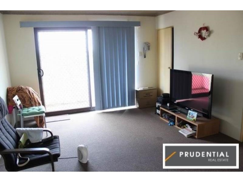 6/56 Warby Street, Campbelltown NSW 2560