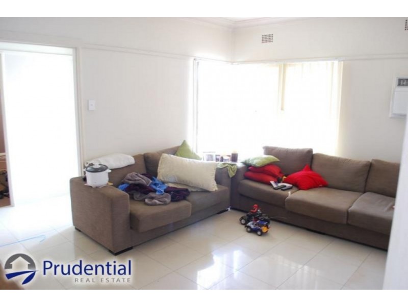 28 Grandview Drive, Campbelltown NSW 2560