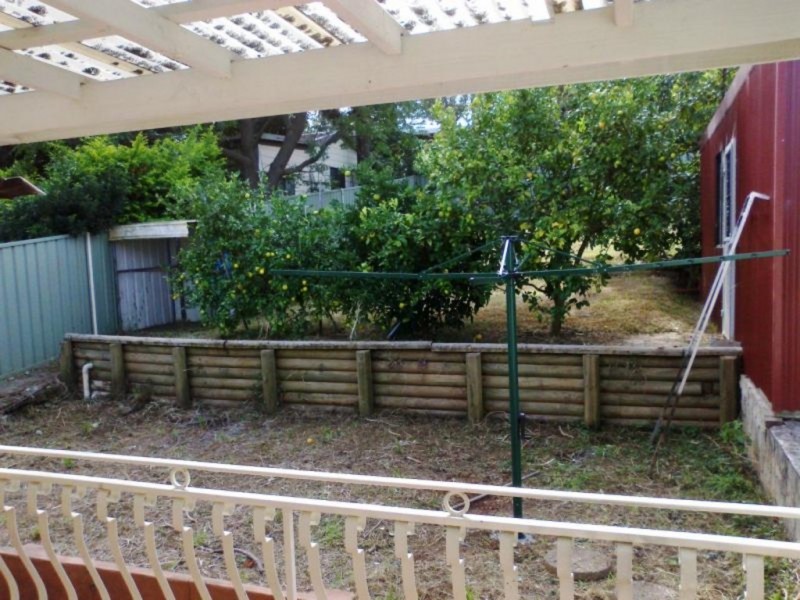 28 Grandview Drive, Campbelltown NSW 2560
