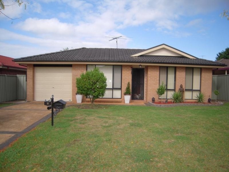 6 Hayes Court, Harrington Park NSW 2567