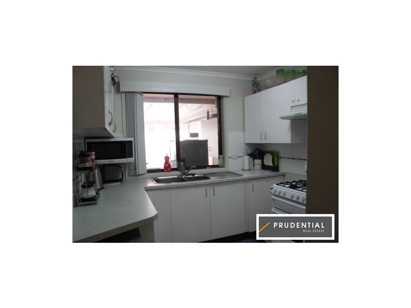 9 Yallara Street, St Helens Park NSW 2560