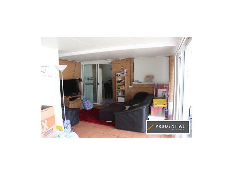 9 Yallara Street, St Helens Park NSW 2560