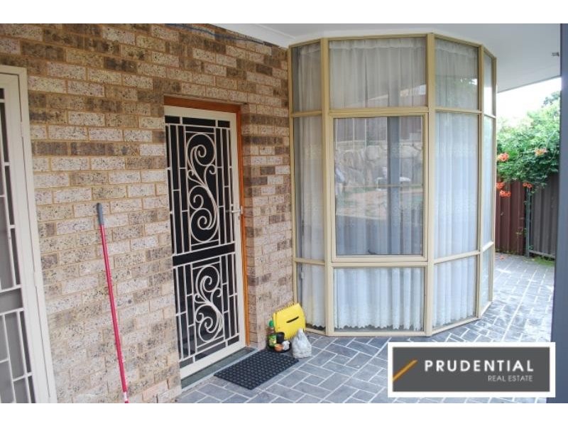 10 Perrumba Place, Bradbury NSW 2560