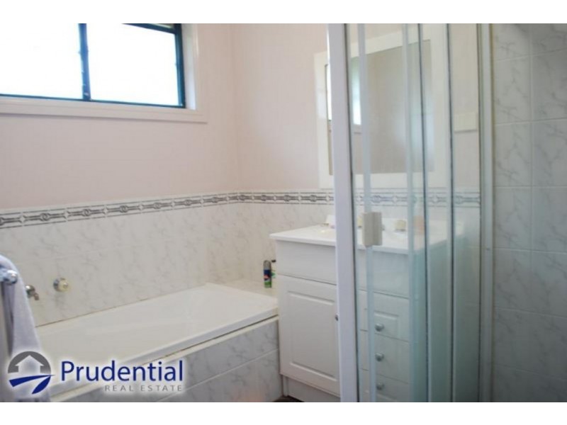 9/36-38 Minto Rd, Minto NSW 2566