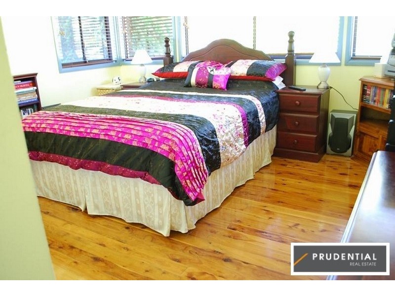 7 Tigg Place, Ambarvale NSW 2560