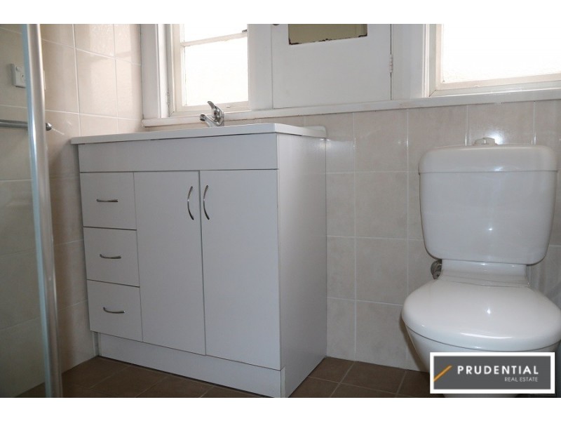 24 Lithgow Street, Campbelltown NSW 2560
