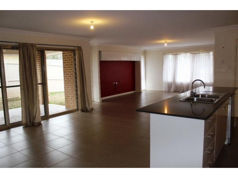 57 Belmont Avenue, Spring Farm NSW 2570