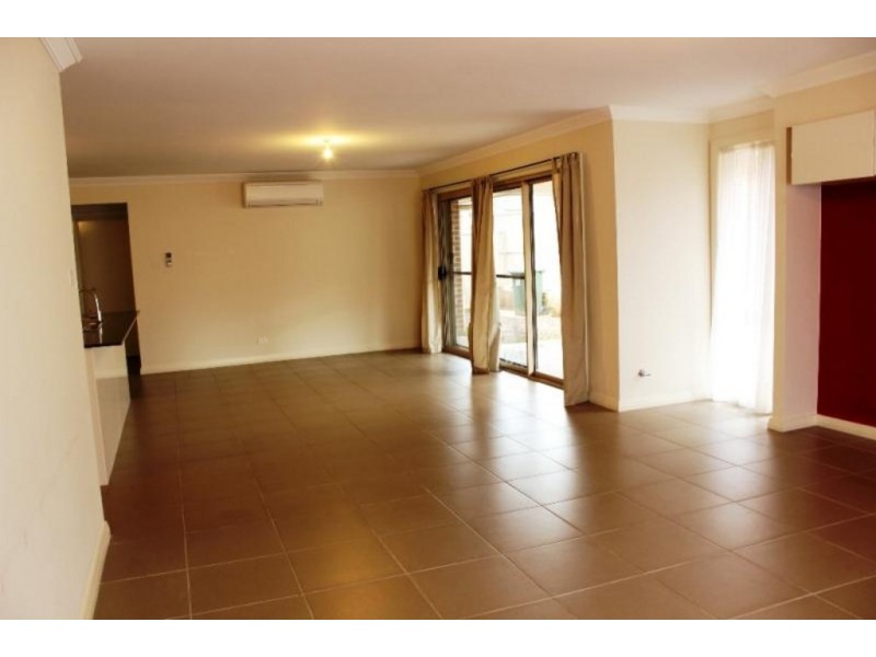 57 Belmont Avenue, Spring Farm NSW 2570