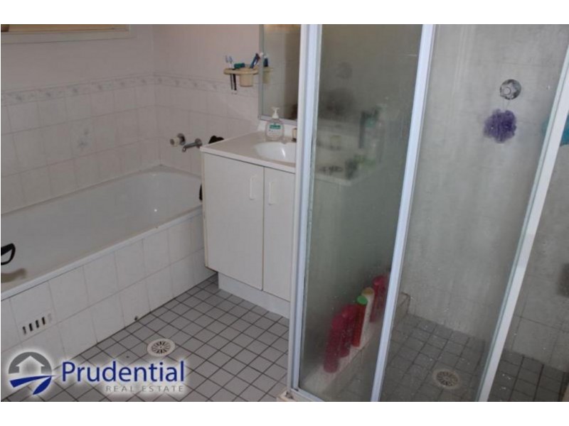 14/6 Westmoreland Road, Minto NSW 2566