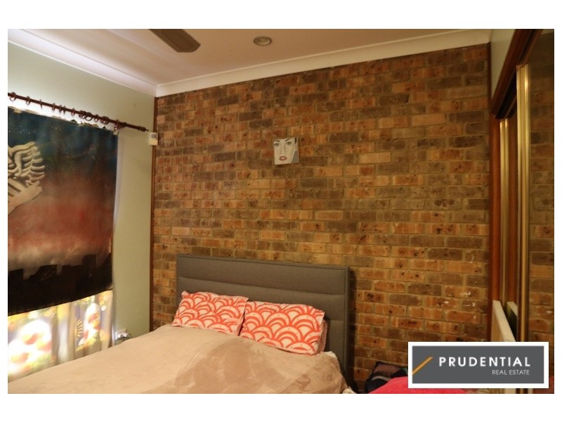 14a Tununda Place, Eschol Park NSW 2558