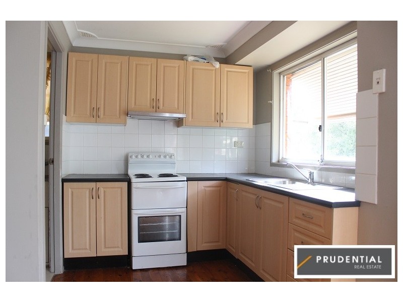 10 Mantalini Street, Ambarvale NSW 2560