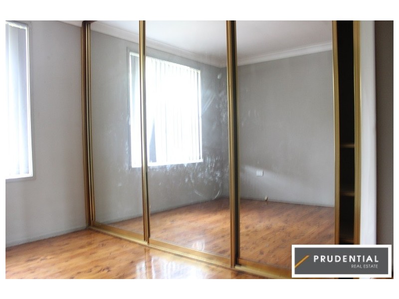 10 Mantalini Street, Ambarvale NSW 2560