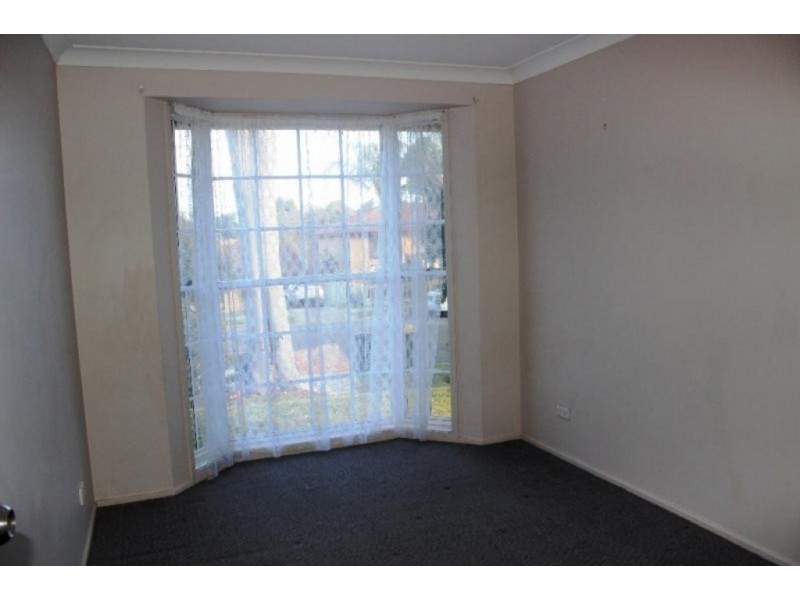 22 Harthouse Drive, Ambarvale NSW 2560