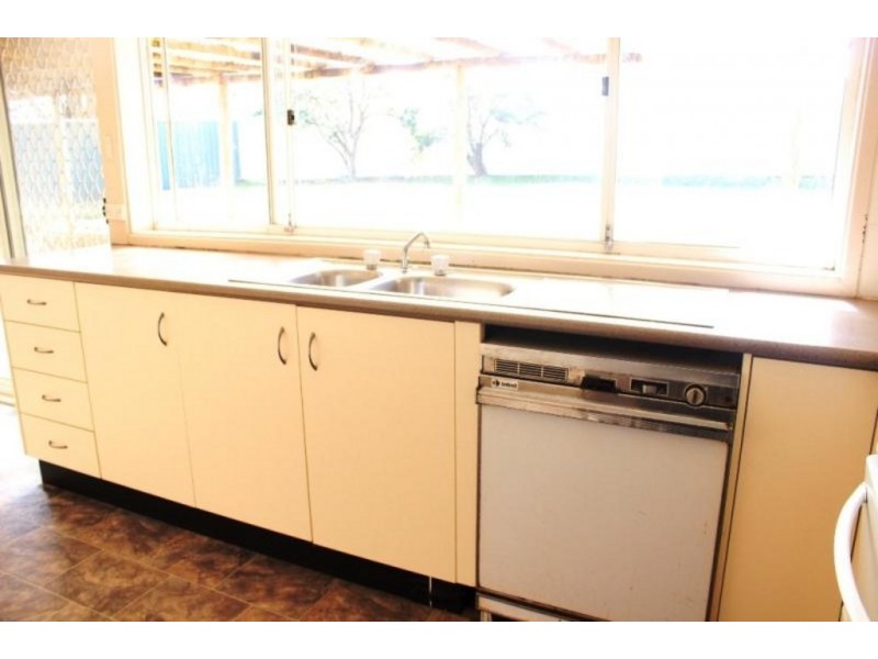 22 Harthouse Drive, Ambarvale NSW 2560