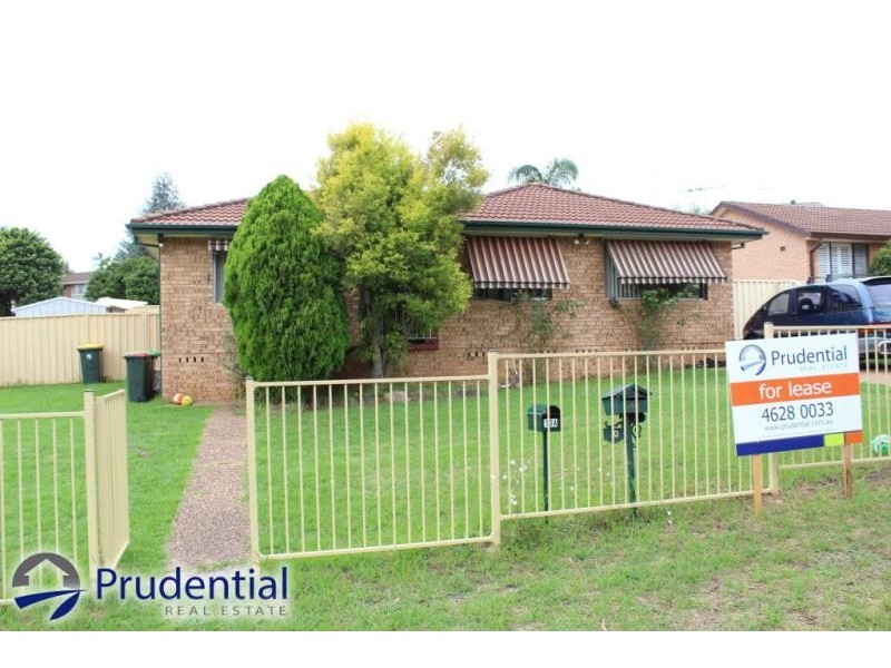 10 Crispsparkle Drive, Ambarvale NSW 2560