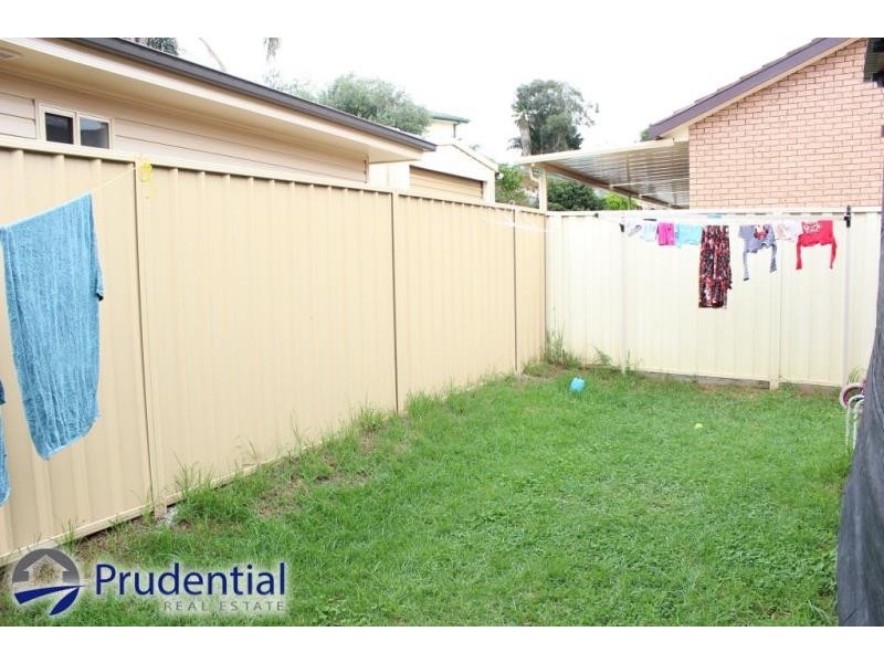 10 Crispsparkle Drive, Ambarvale NSW 2560