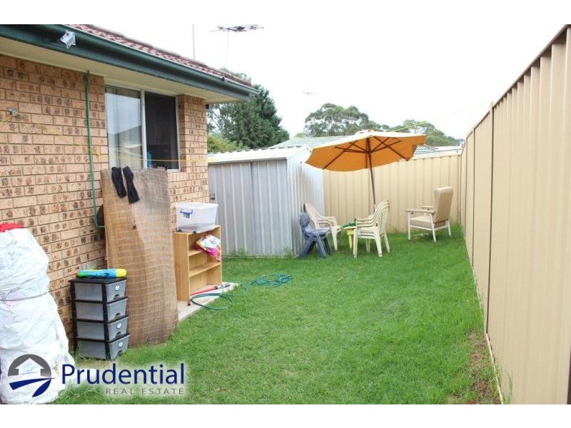 10 Crispsparkle Drive, Ambarvale NSW 2560