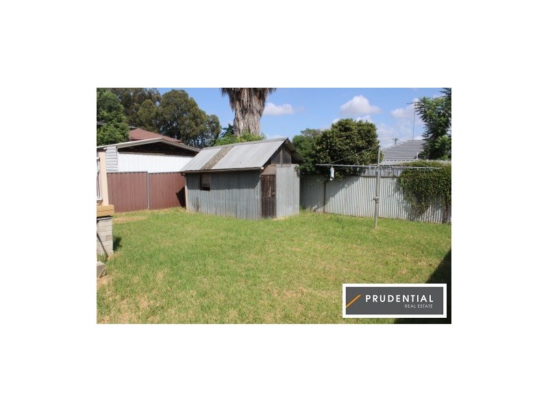 19 Ivanhoe Street, Ingleburn NSW 2565