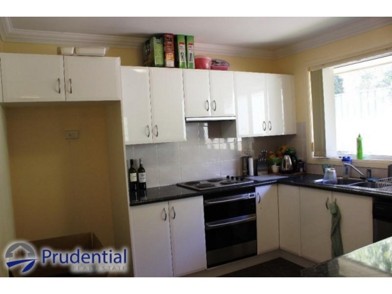 25/17-25 Poplar Cres, Bradbury NSW 2560