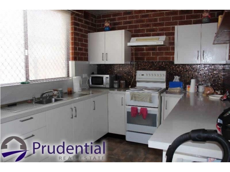1/14 Chester Road, Ingleburn NSW 2565