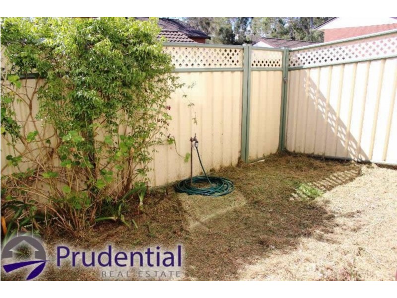 3/18 Westmoreland Road, Minto NSW 2566