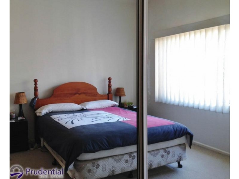 164 Canterbury Road, Glenfield NSW 2167