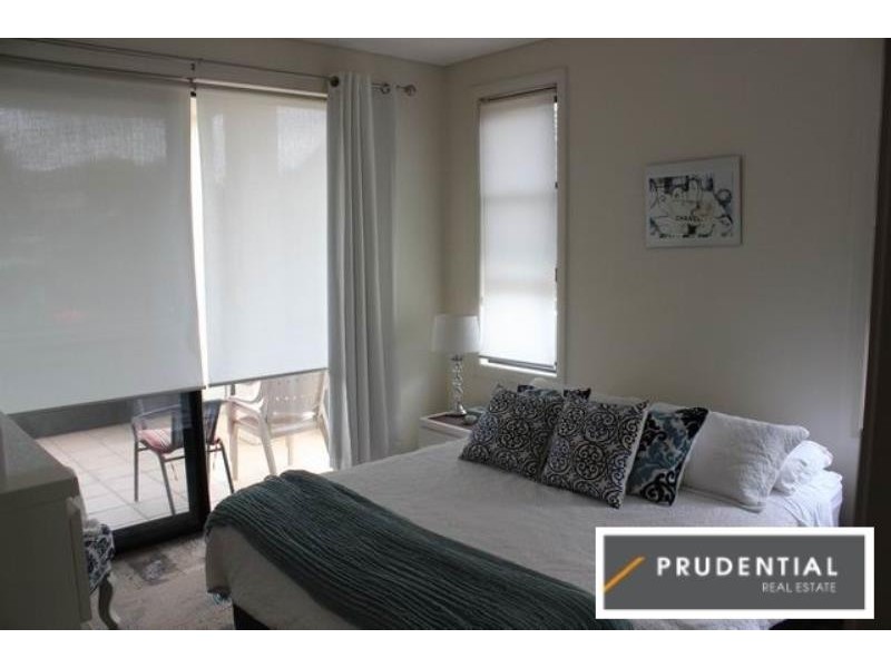 5/40 Parkside Crescent, Campbelltown NSW 2560